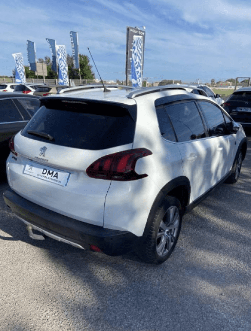 Peugeot 2008 BlueHDi 100 Crossway